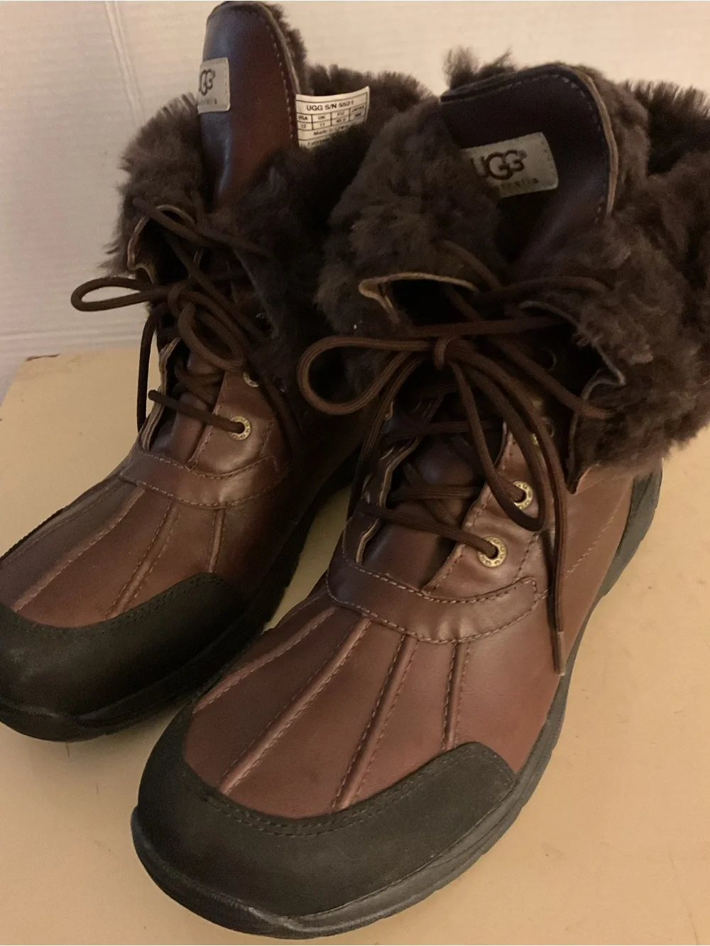 UGG men’s brown leather suede Adirondack waterproof boots US 12